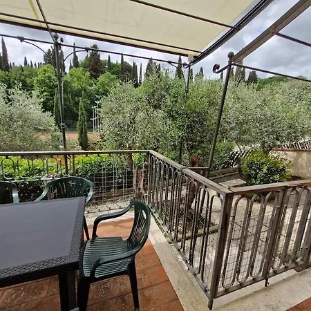 Maya House * Cetona